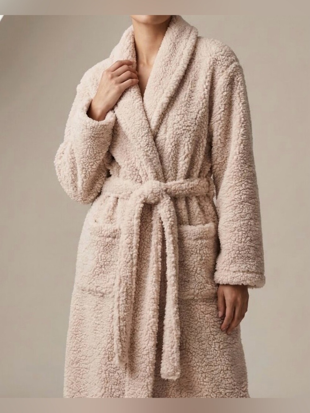 Pottery Barn Sherpa Robe in Light Cream